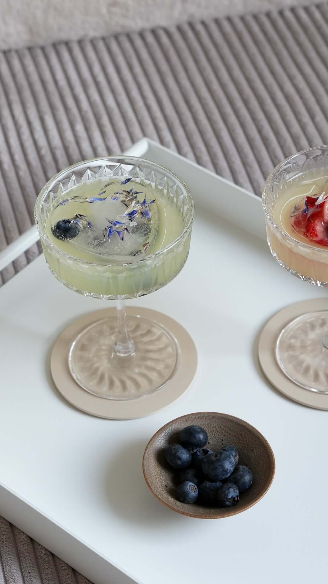 Herzeiswürfel mit Obst - Metallbude