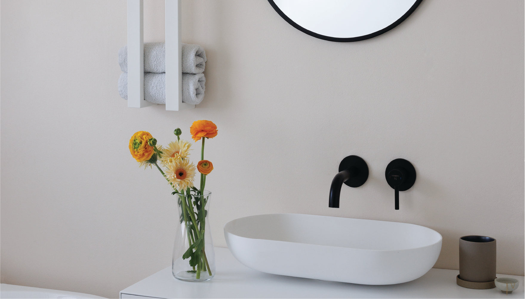 Ein Badezimmer in Schwarz-Weiss einrichten | Metallbude