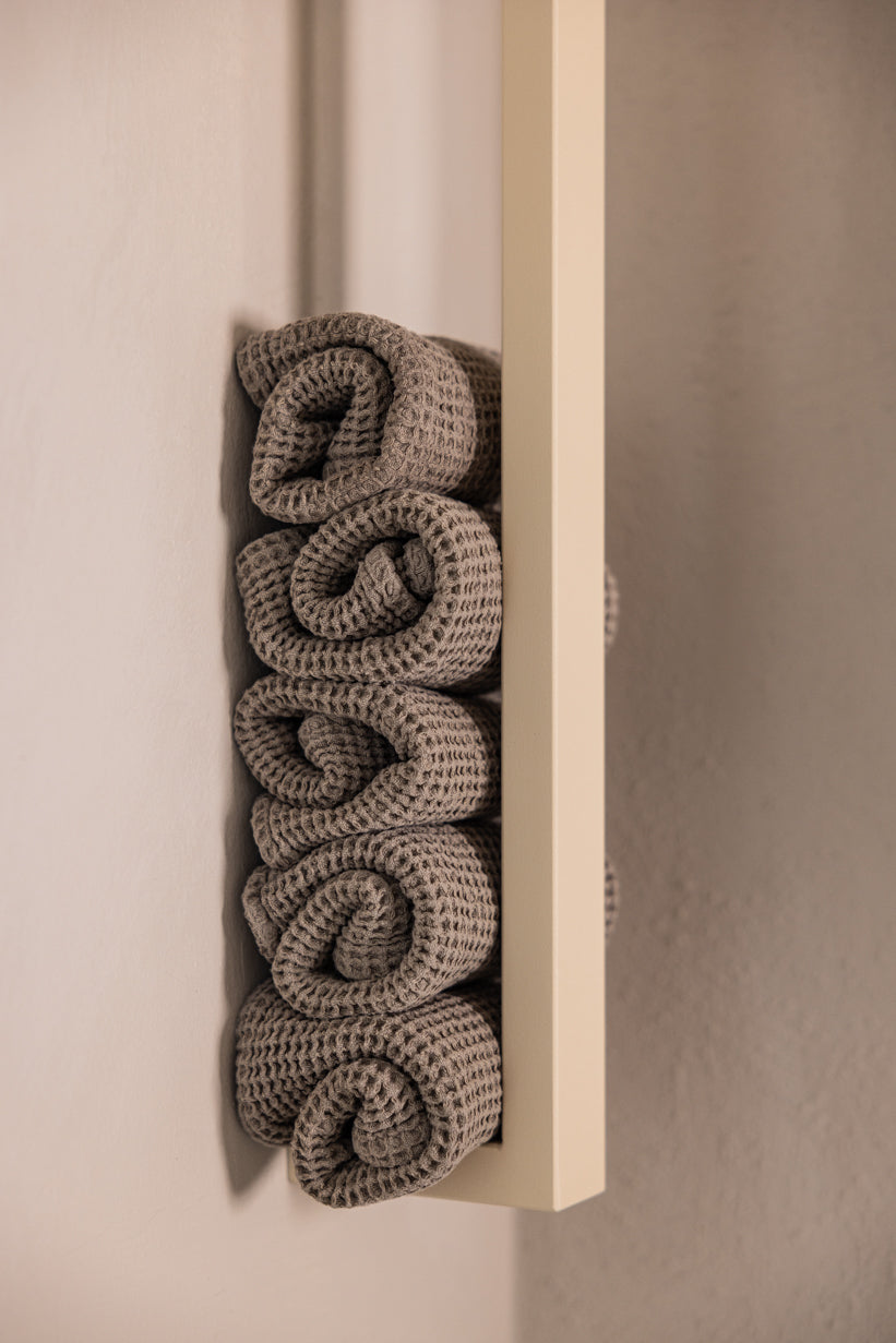 TOWEL HOLDER NALI