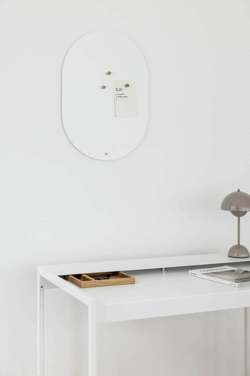 Helle und moderne Magnettafel