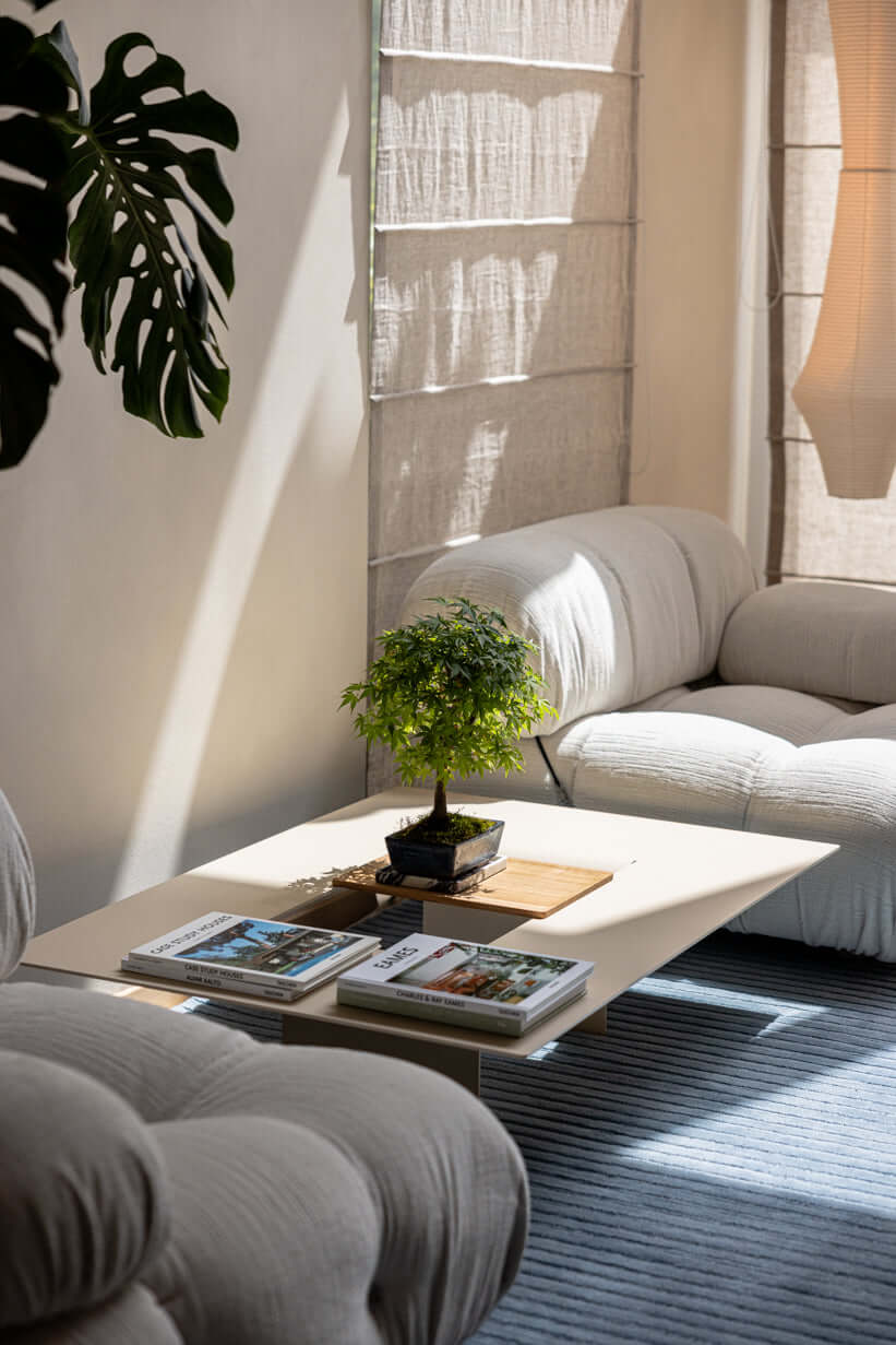 designer-couchtisch-beige