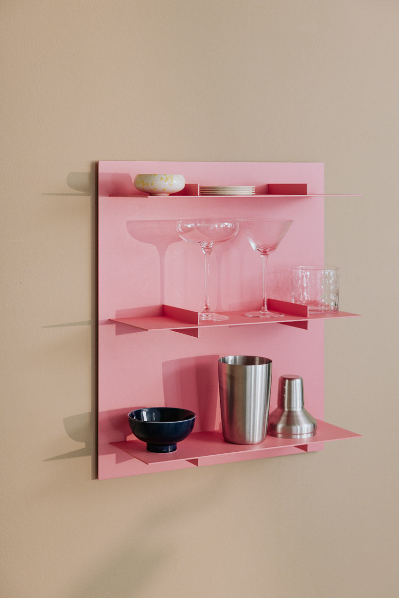Pinkes Wandregal