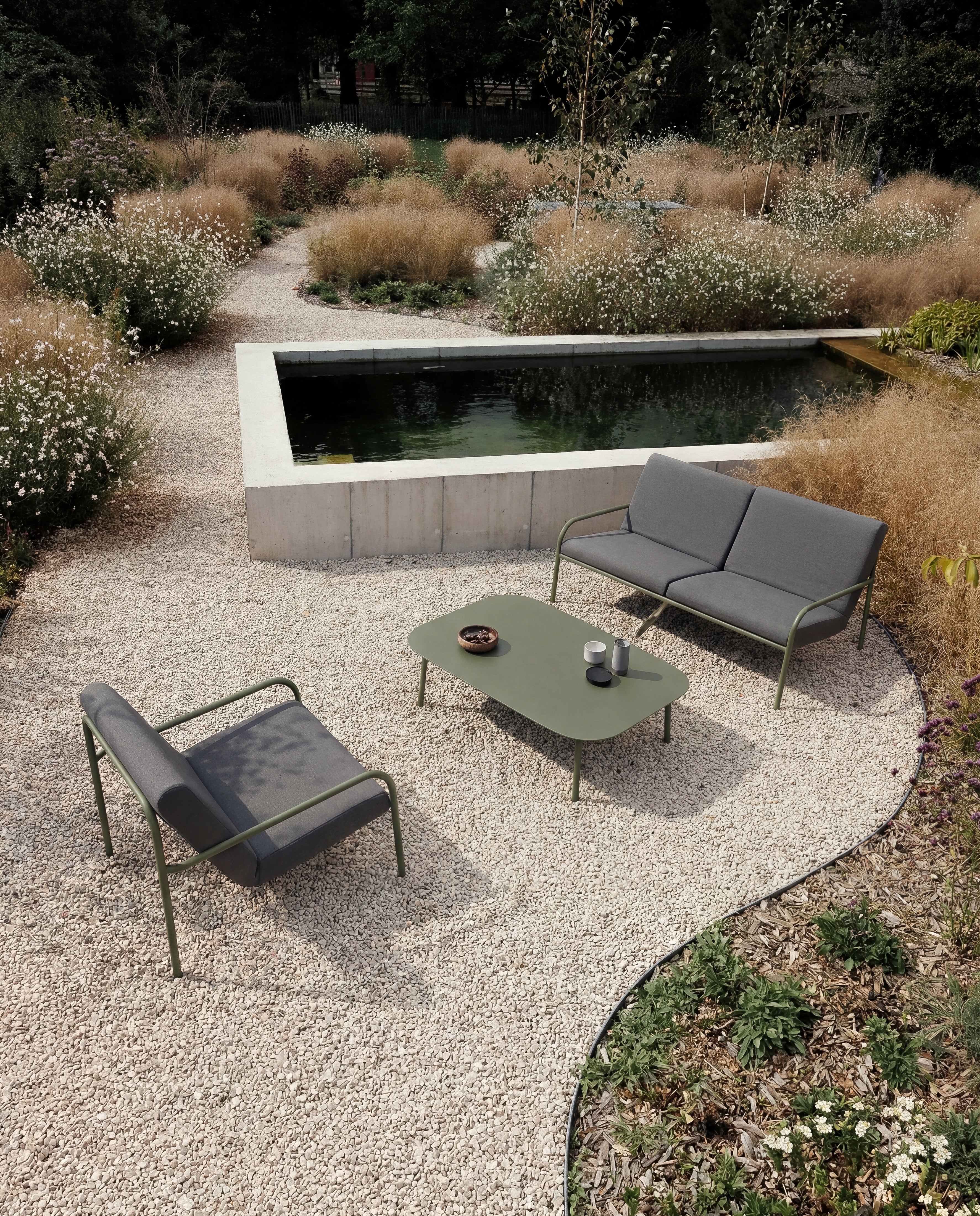 ENSEMBLE DE SALON DE JARDIN (3 pièces)