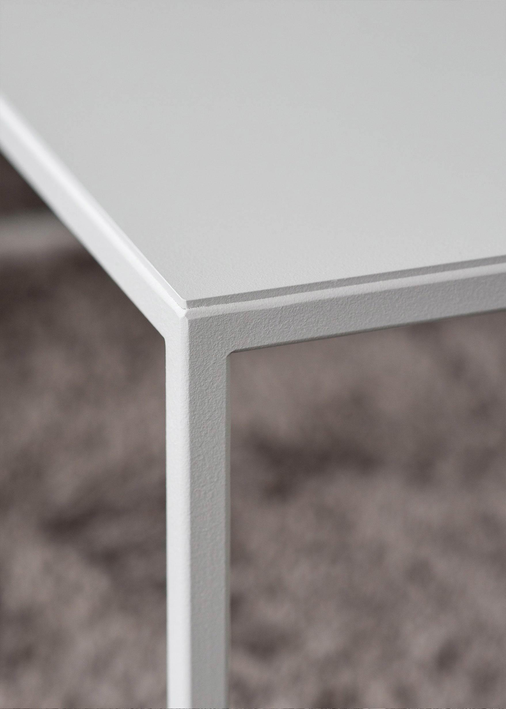 Couchtisch Devana X - minimalistisch aus Metall und Blech in weiß | Metallbude