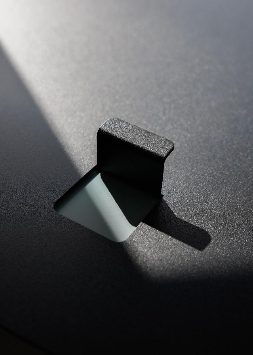 SPIEGEL RIVO - Metallbude