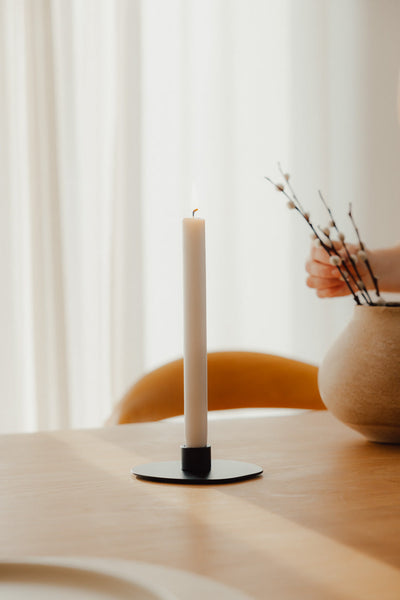 Minimalistischer Kerzenständer NOA S magnetisch