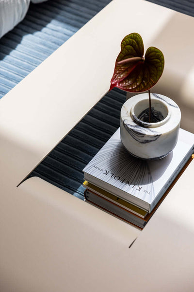 couchtisch-beige-metall