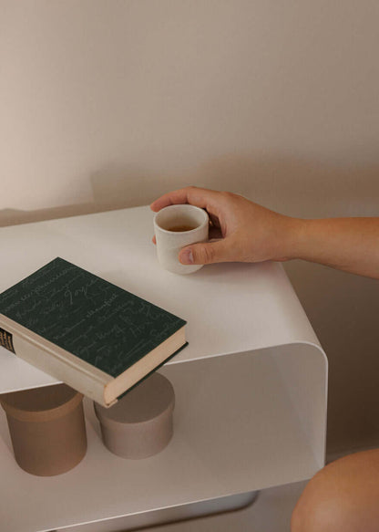 STEHENDER NACHTTISCH DAMIO