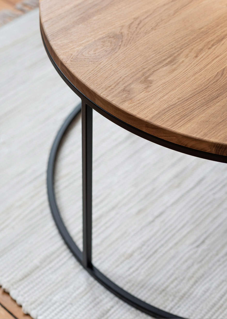 Vesina - Couchtisch mit Tischplatte aus Eiche Natur geölt | Metallbude