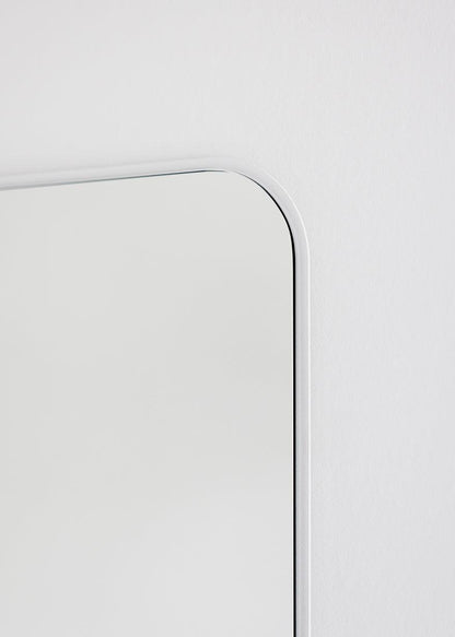 Schlichter Metallrahmen des Wandspiegels Caleo | Metallbude